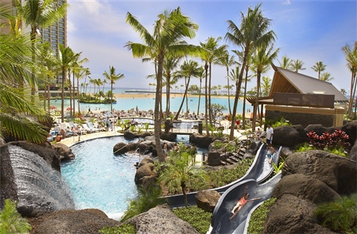 Hilton Hawaiian Village Waikiki Beach Resort, Waikiki Luxury Beach Break